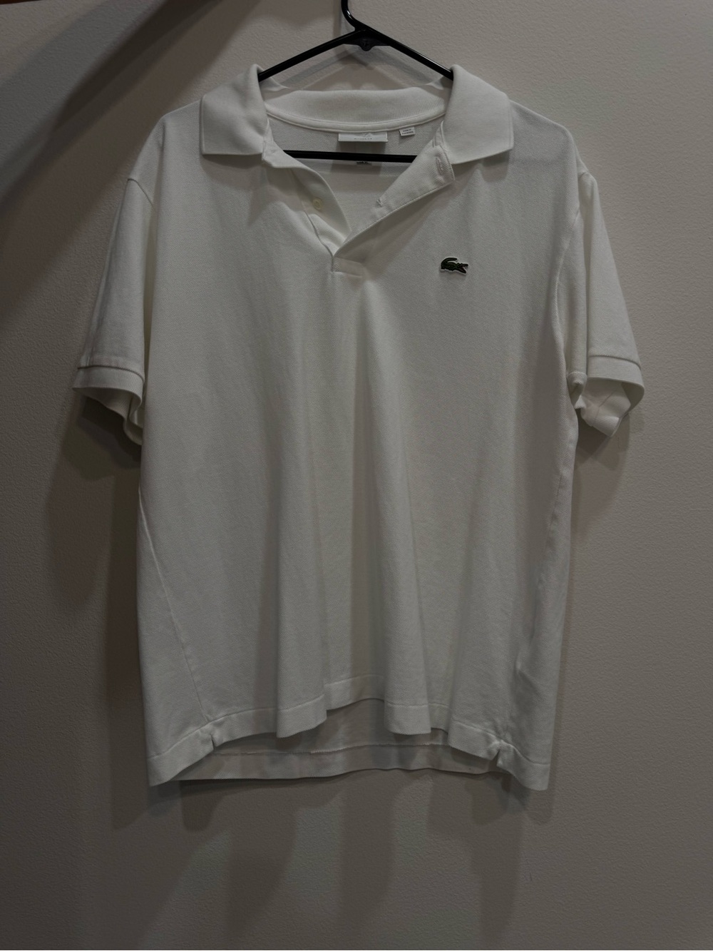 Lacoste White Men's Polo with Green Crocodile Logo